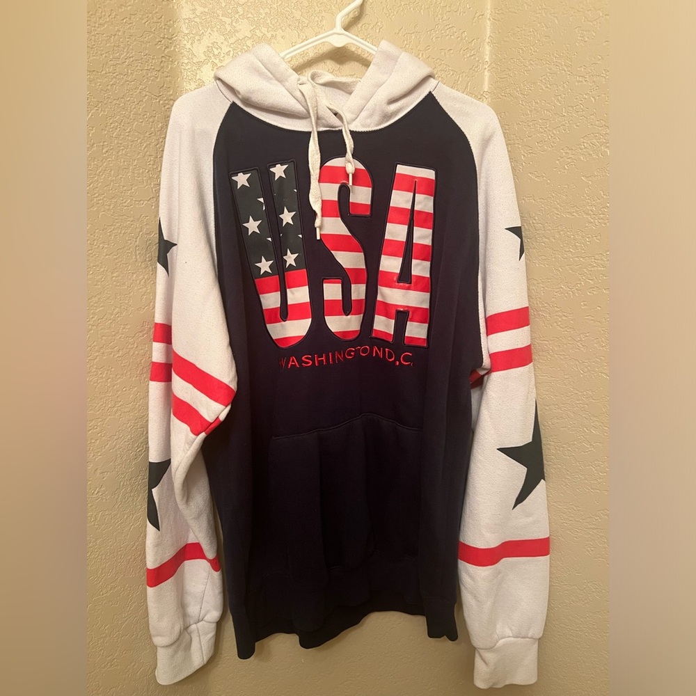 Preloved U.S.A. Hoodie Size XL